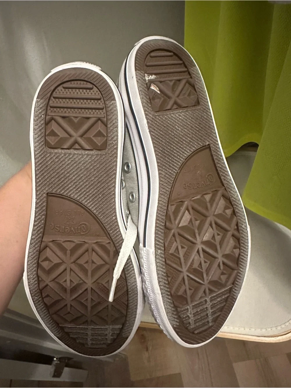 Converse classic low